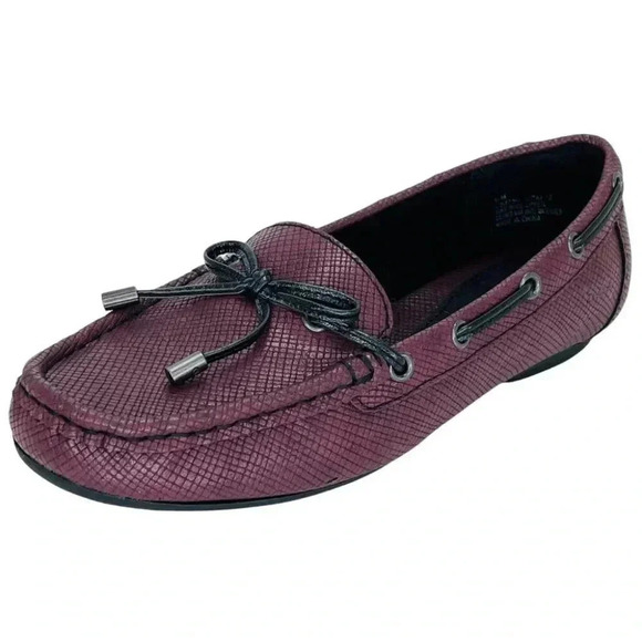 b.o.c. Shoes - b.o.c. Carolann Wne Textured Faux Leather Moc Toe Womens Loafers Size 6M